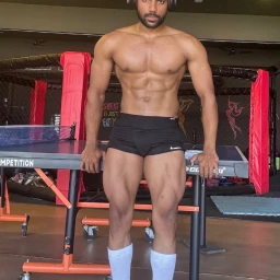 Vicky  Bhardwaj